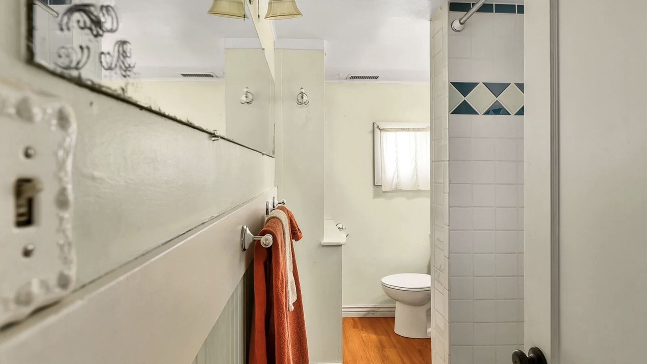 Photo of Bathroom in Parks