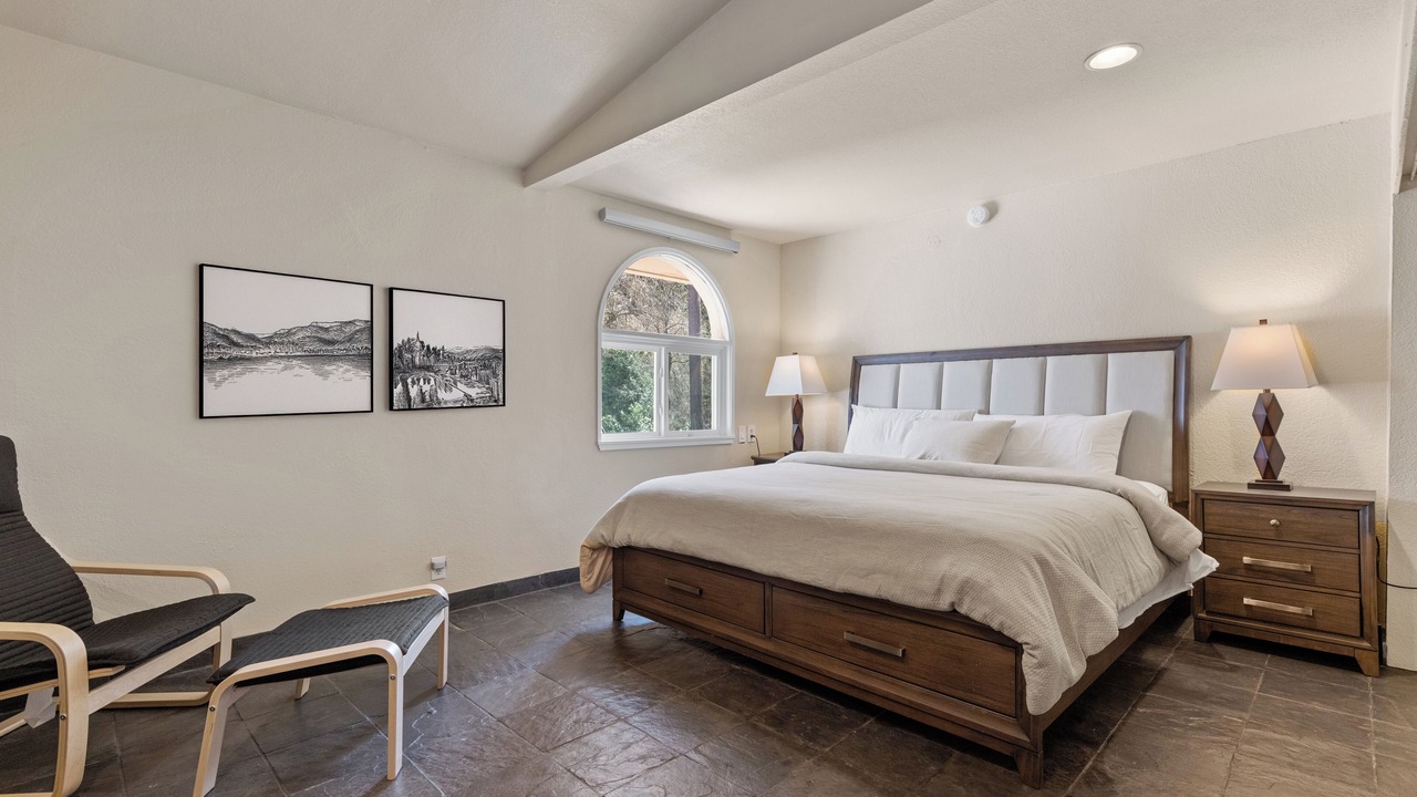 Photo of Bedroom in Tukwila