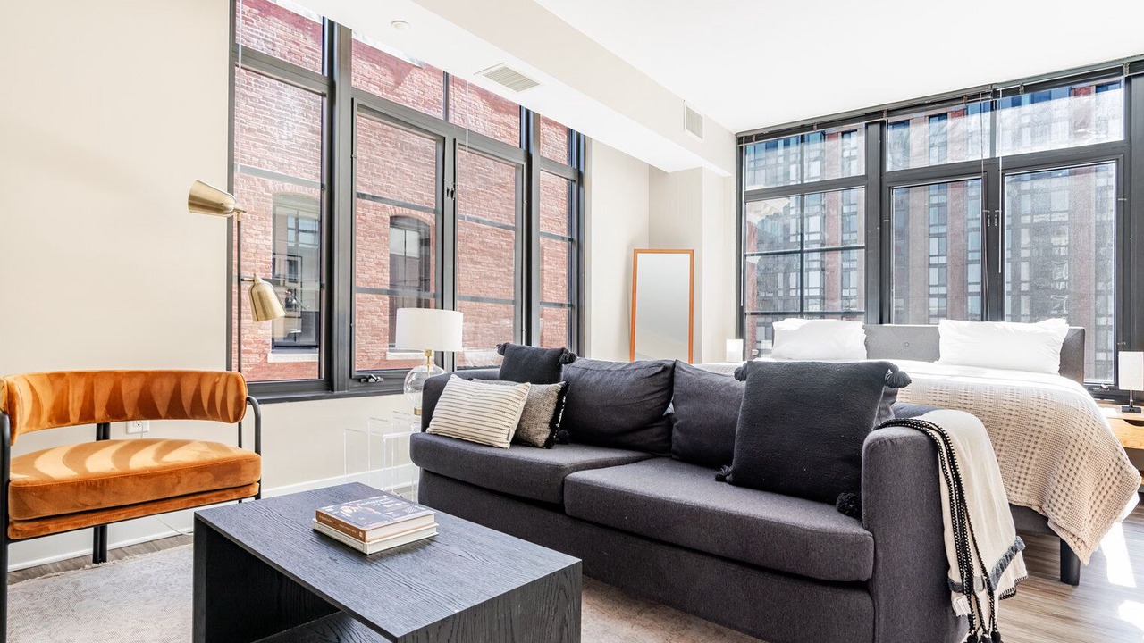Photo of Livingroom in Mount Vernon Square