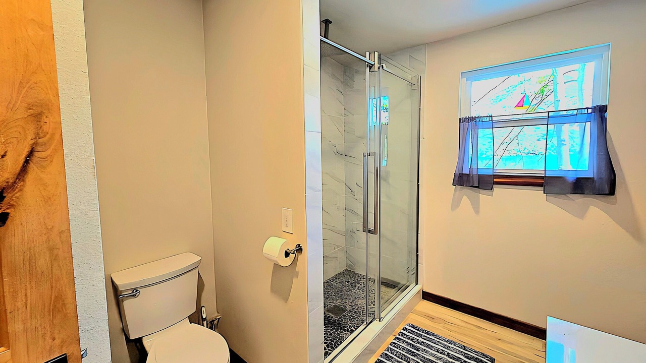 Photo of Bathroom in Lakeport
