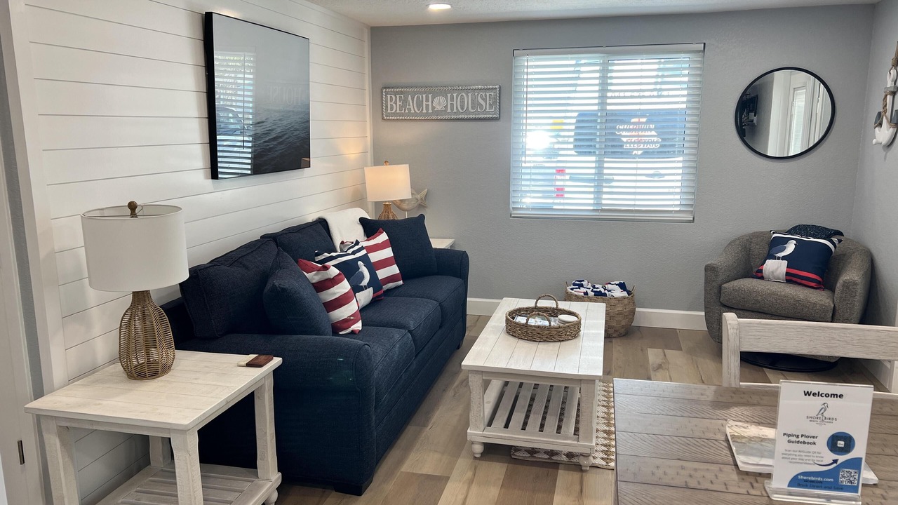 Photo of Livingroom in Englewood
