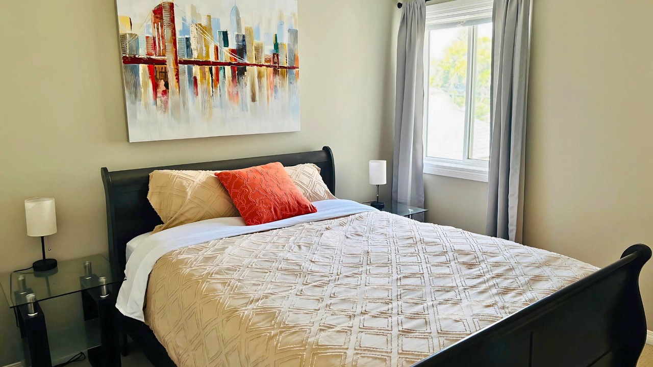 Photo of Bedroom in North Central Edmonton