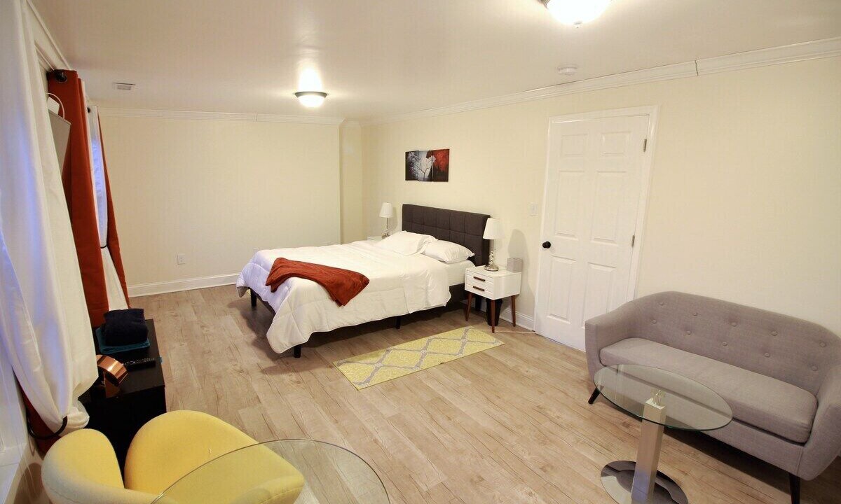 Photo of Bedroom in Mount Rainier