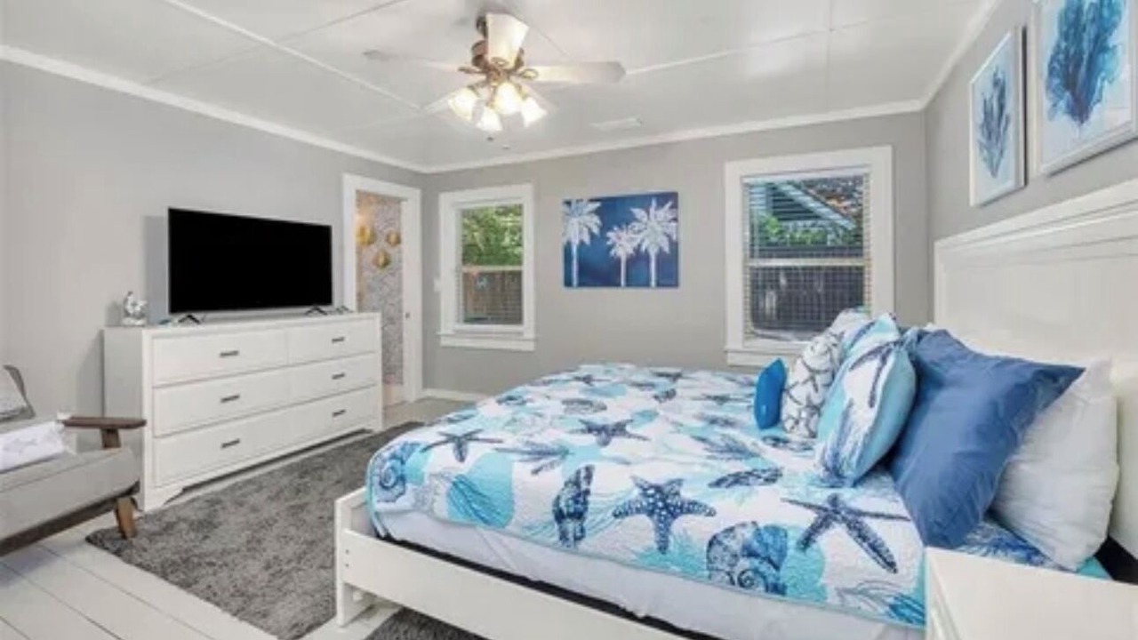 Photo of Bedroom in Demere Park