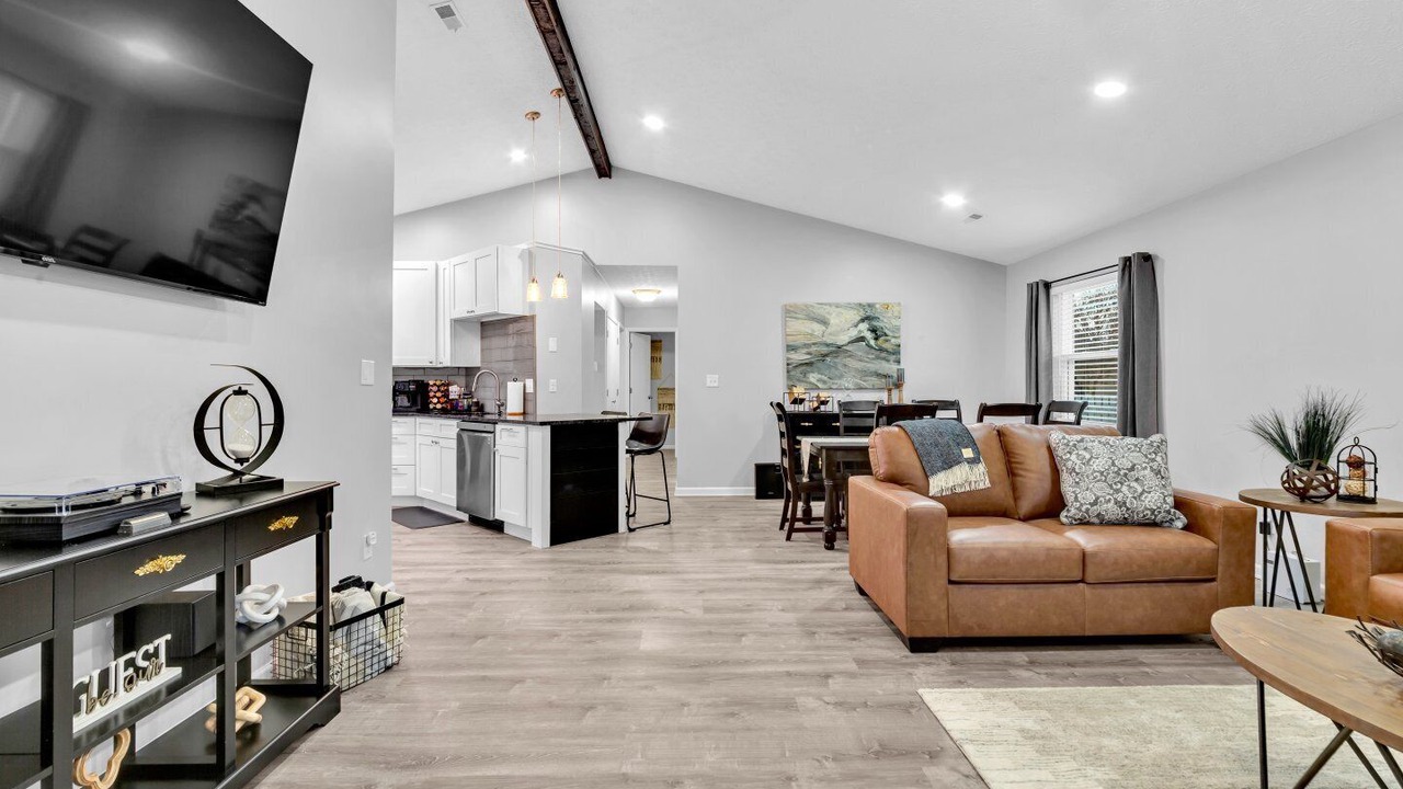 Photo of Livingroom in Columbus