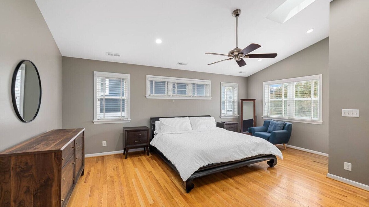 Photo of Bedroom in Arlington