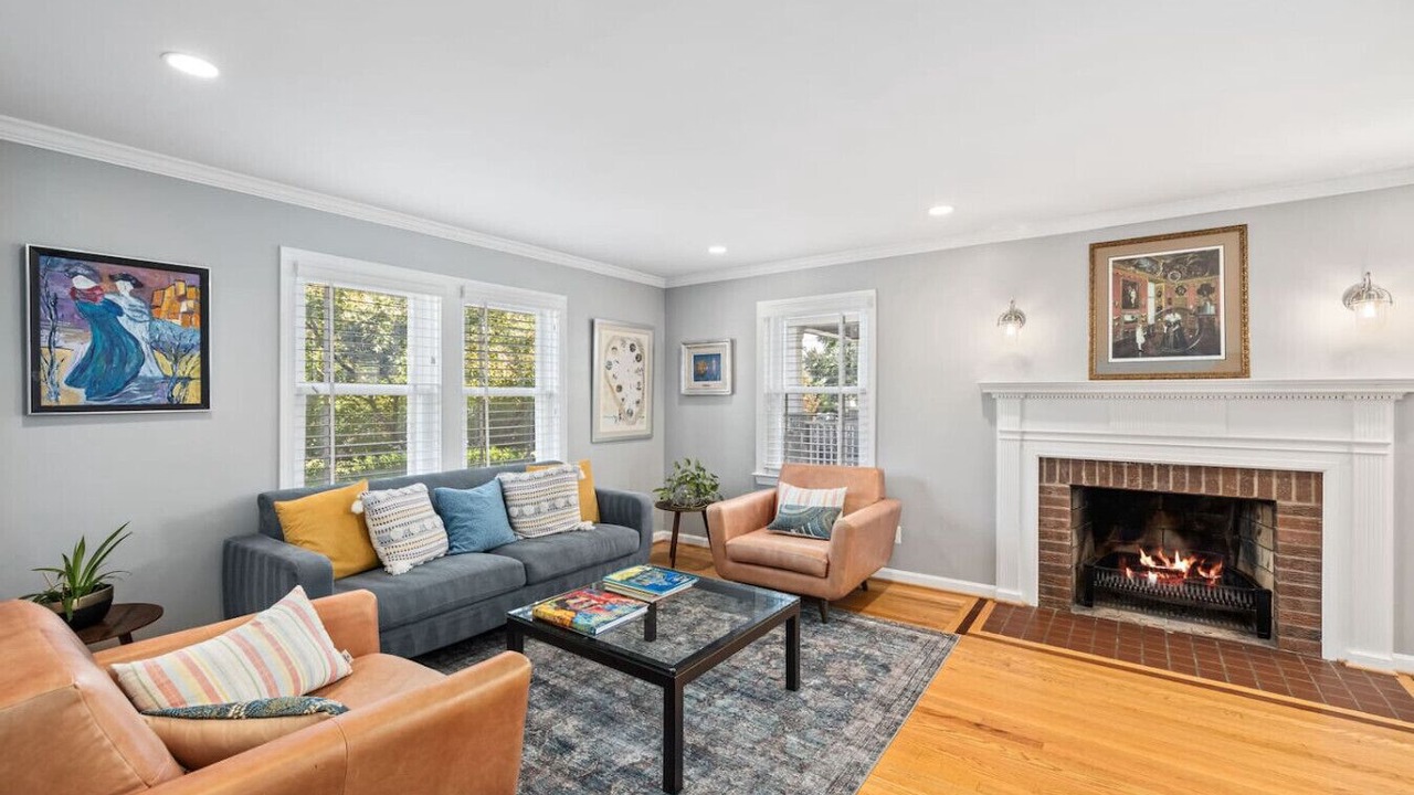 Photo of Livingroom in Arlington