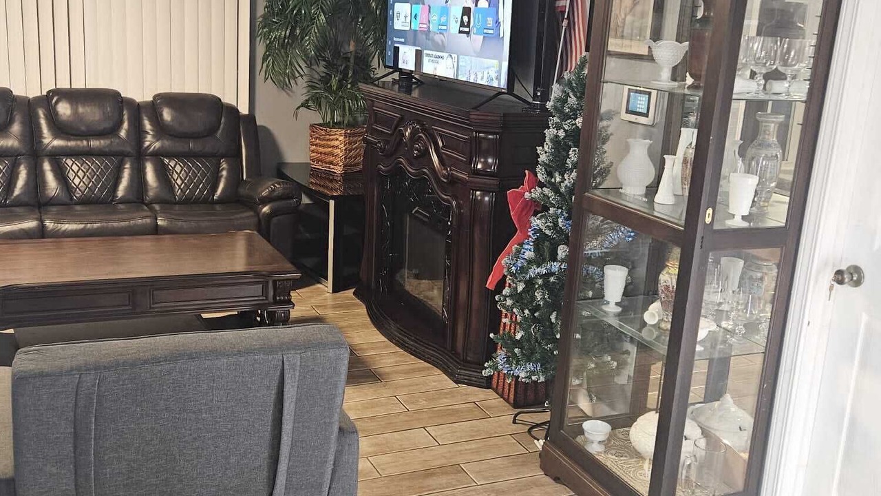 Photo of Livingroom in Reynoldsburg