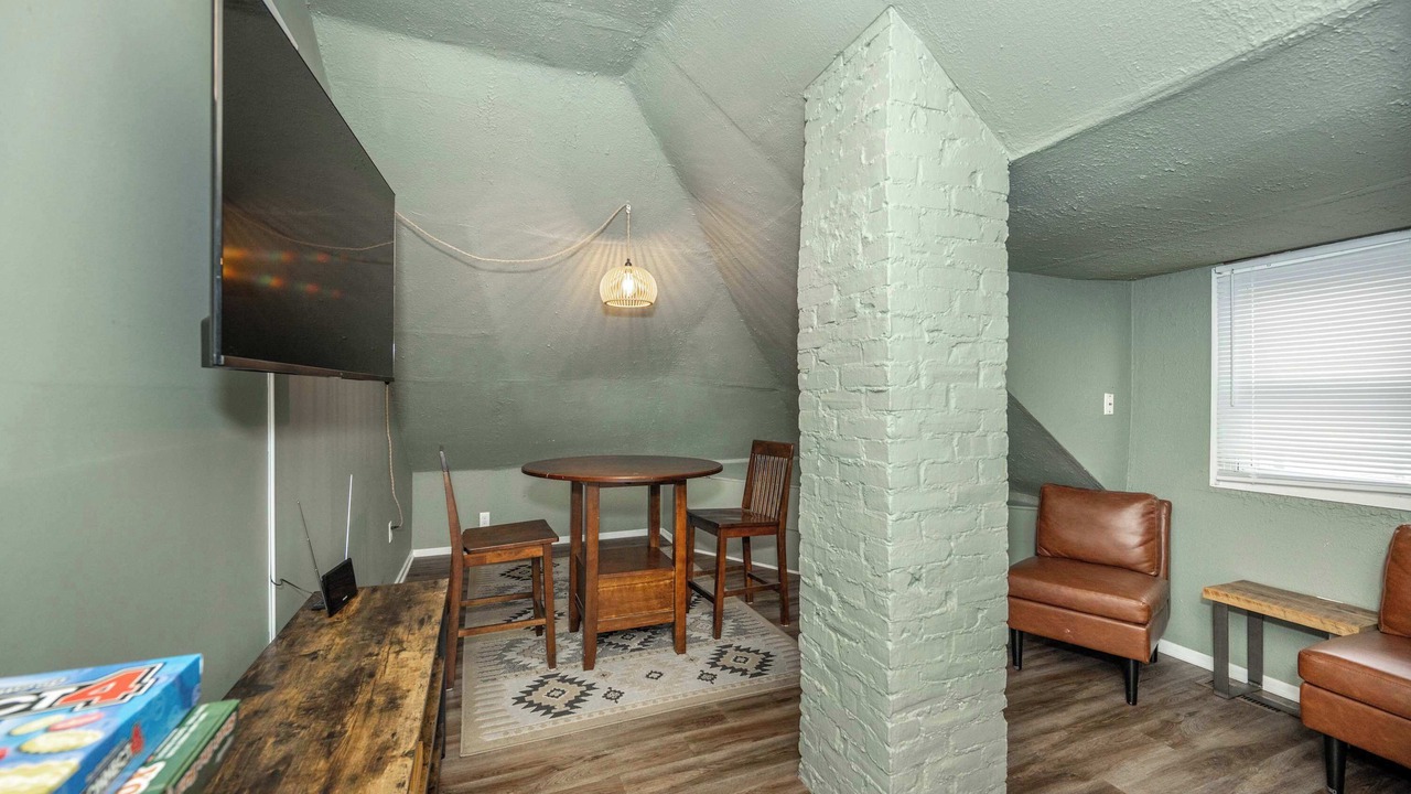 Photo of Bedroom in Old North Columbus