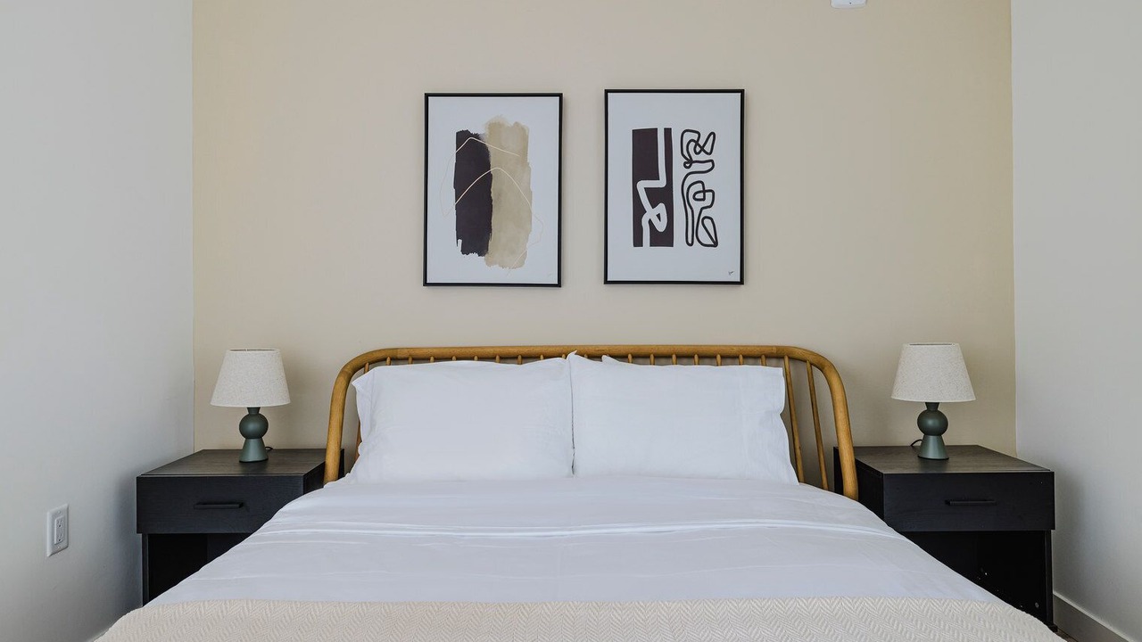 Photo of Bedroom in Truxton Circle