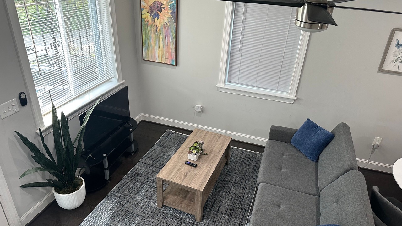 Photo of Livingroom in Anacostia