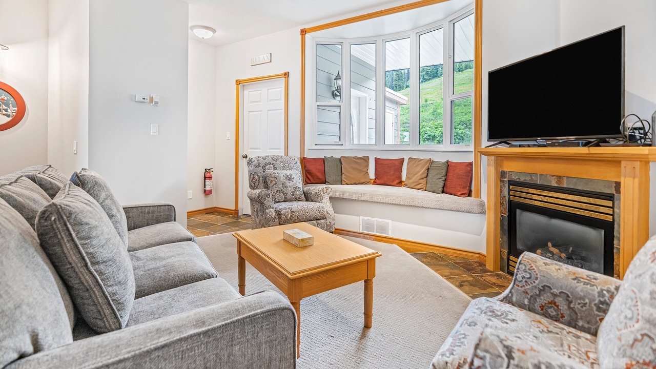 Photo of Livingroom in Silver Star Mountain