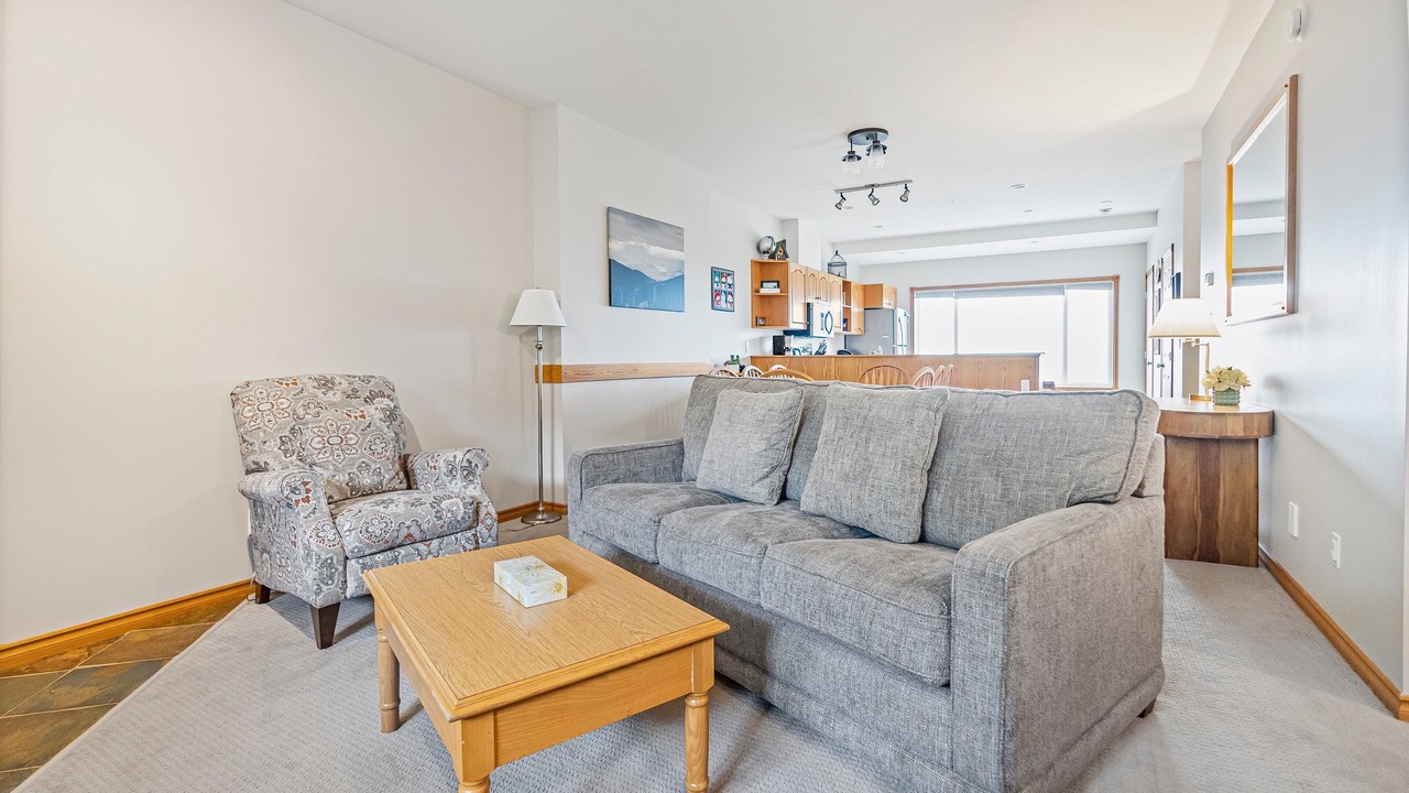 Photo of Livingroom in Silver Star Mountain