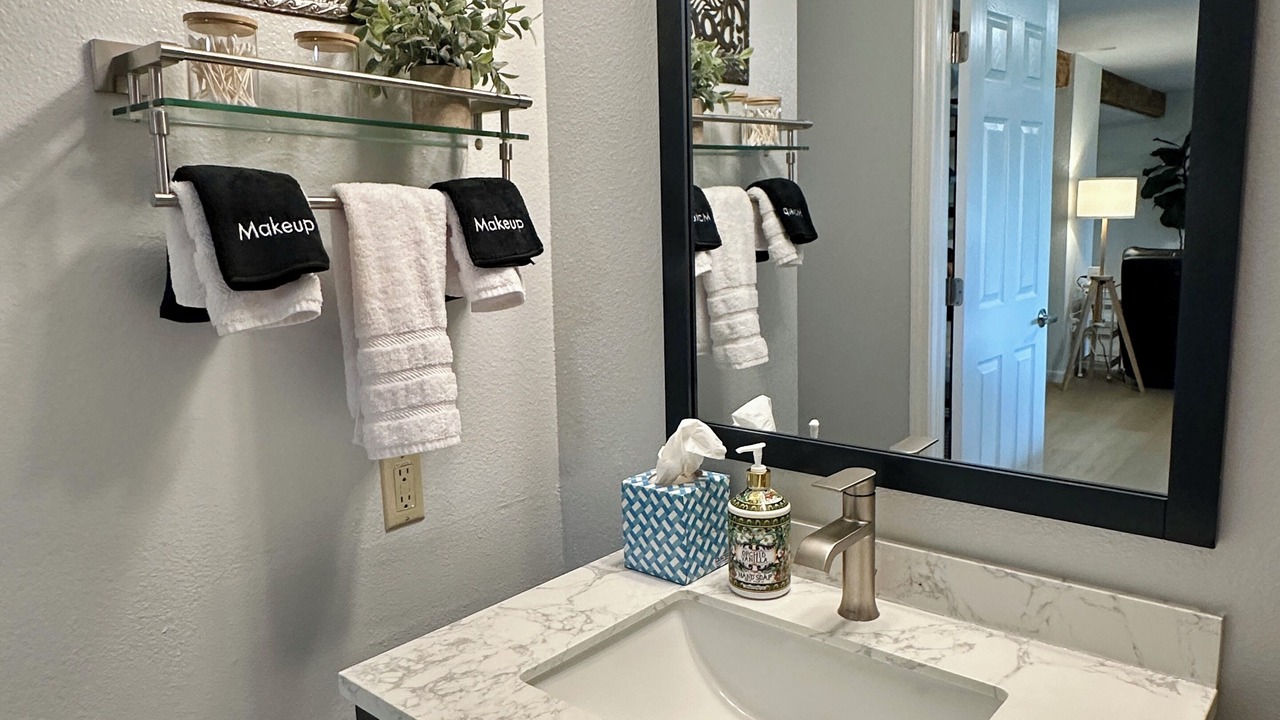 Photo of Bathroom in Kenmore