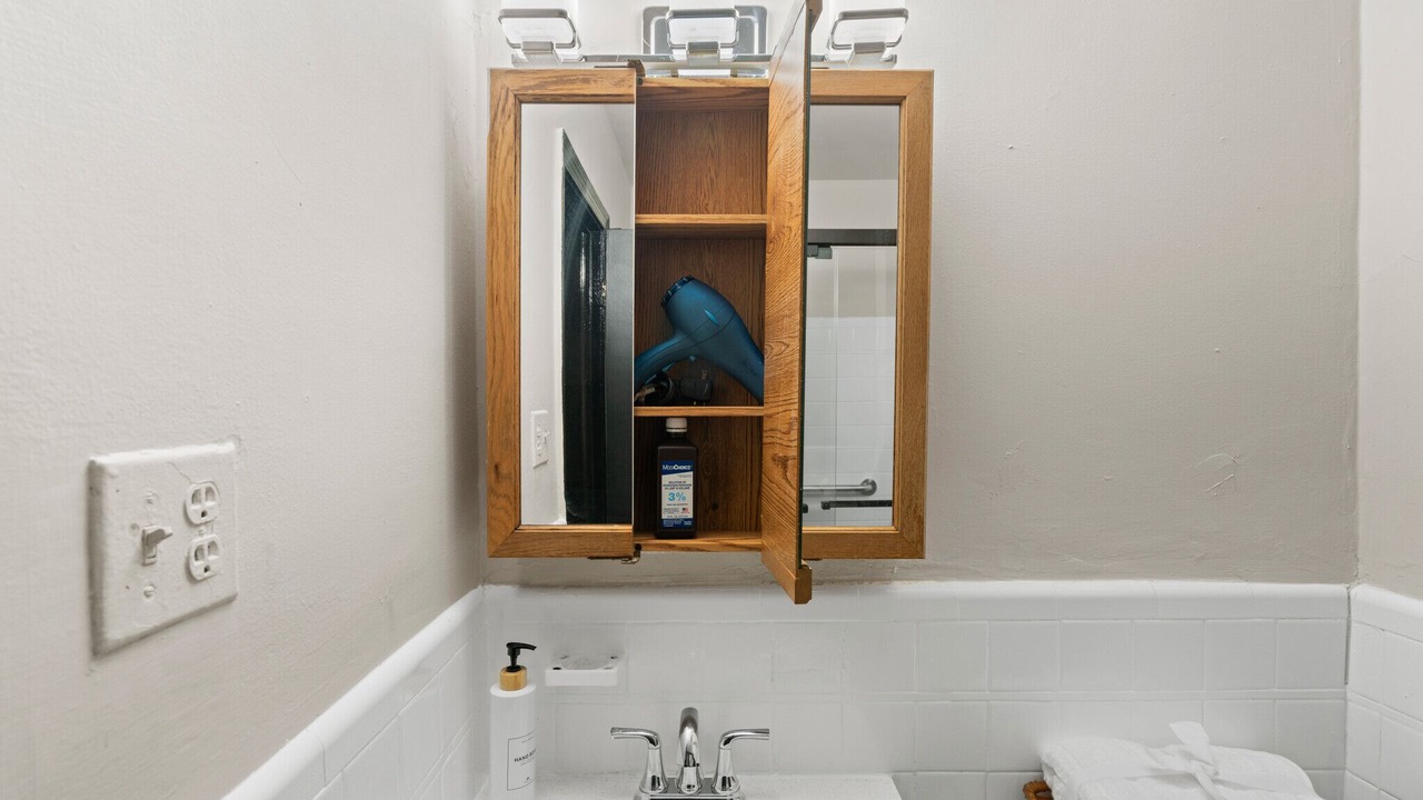 Photo of Bathroom in Randle Highlands
