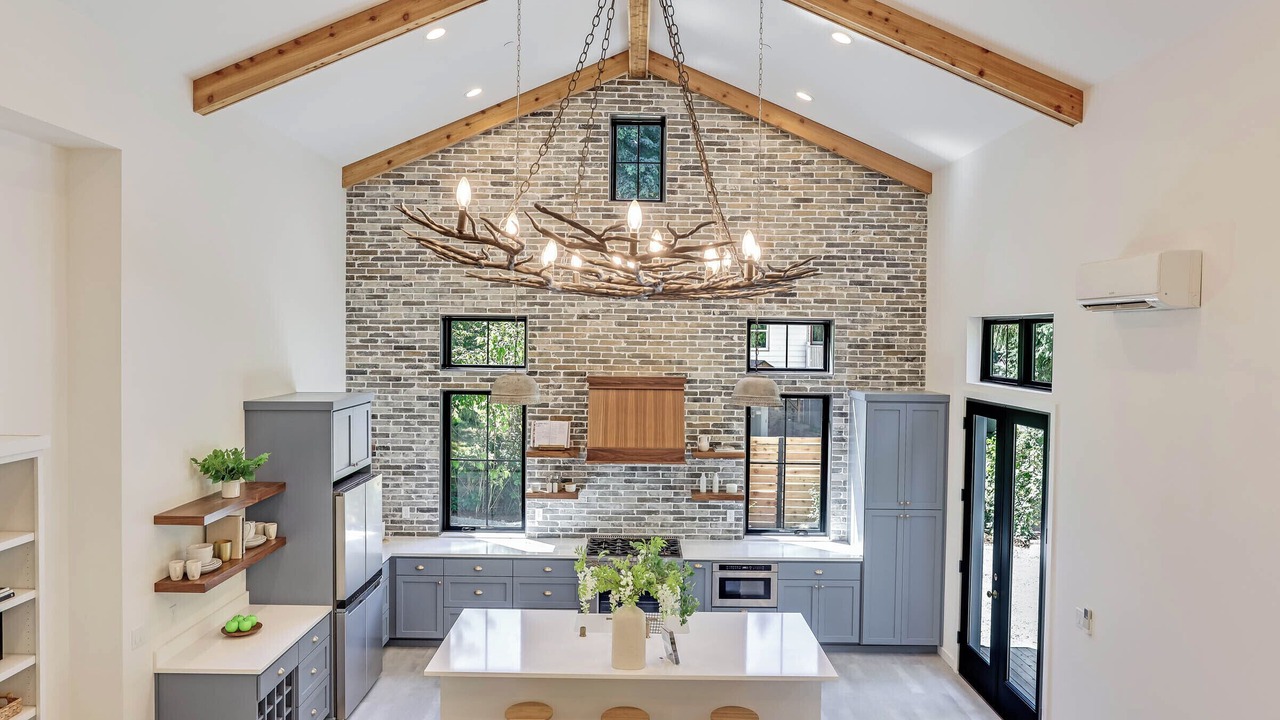 Photo of Kitchen in Inglewood-Finn Hill