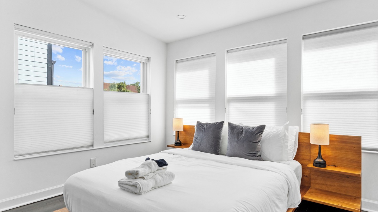 Photo of Bedroom in Columbia Heights