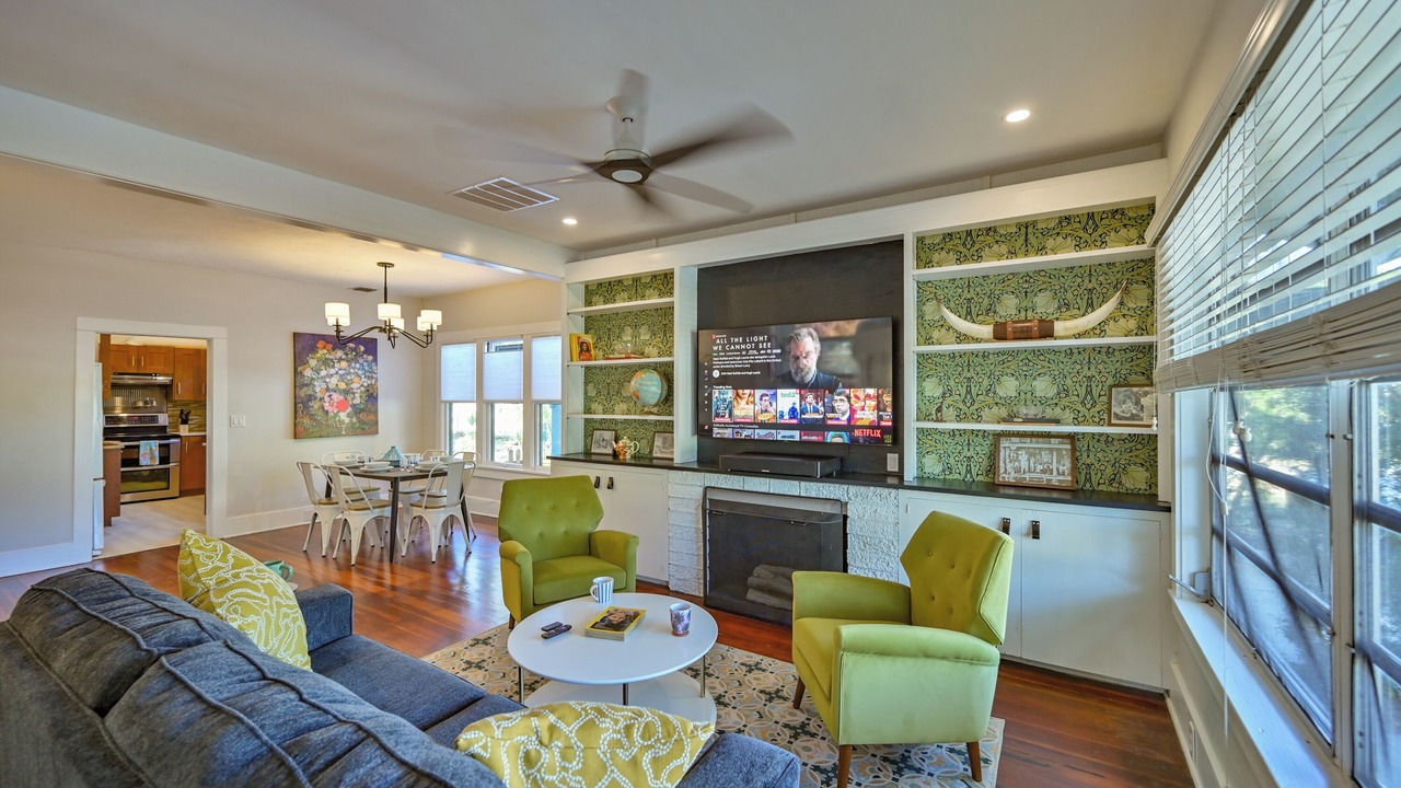 Photo of Bedroom in Arlington Park
