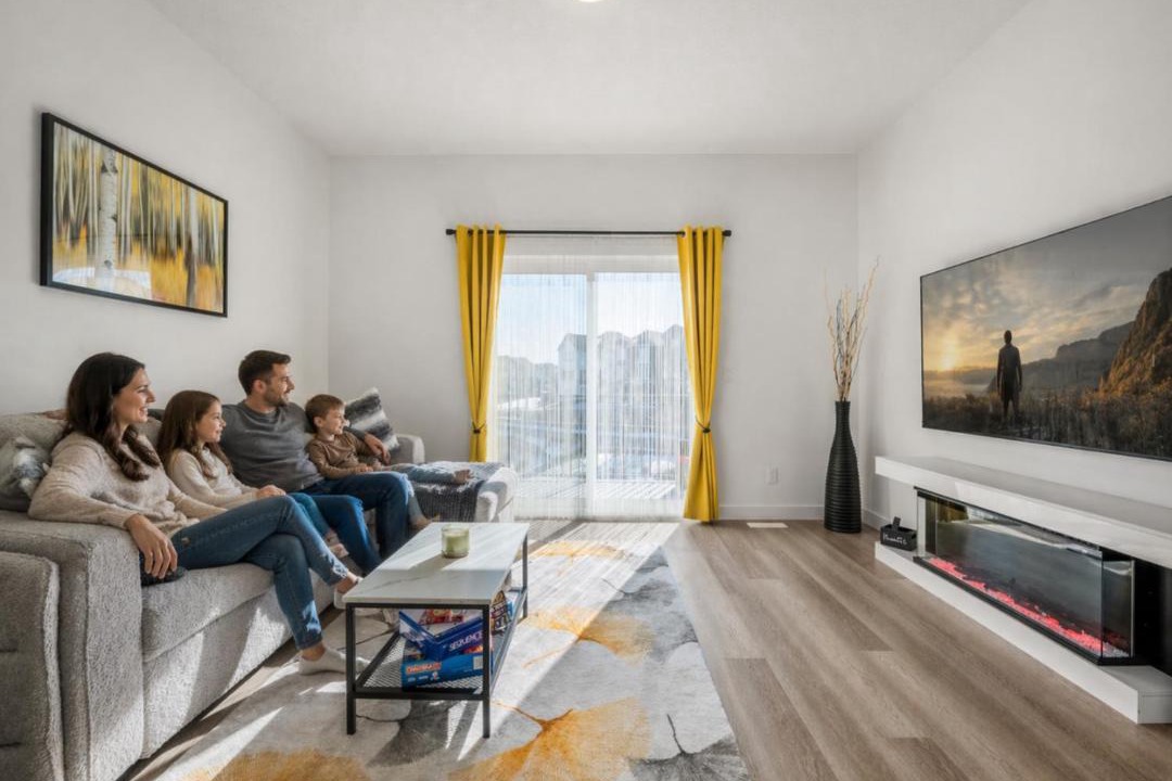 Photo of Livingroom in Springbank Hill