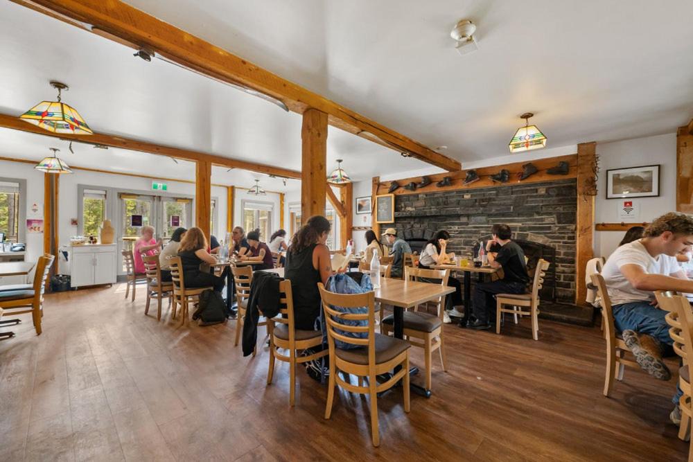 Photo of Others in Lake Louise