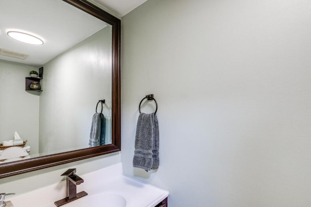 Photo of Bathroom in Park View