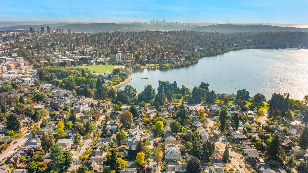 Photo of Others in Green Lake