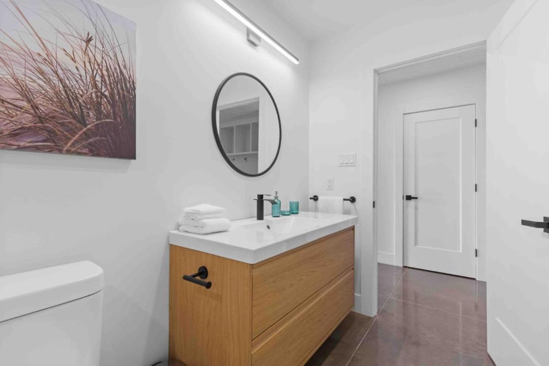 Photo of Bathroom in Lot 61