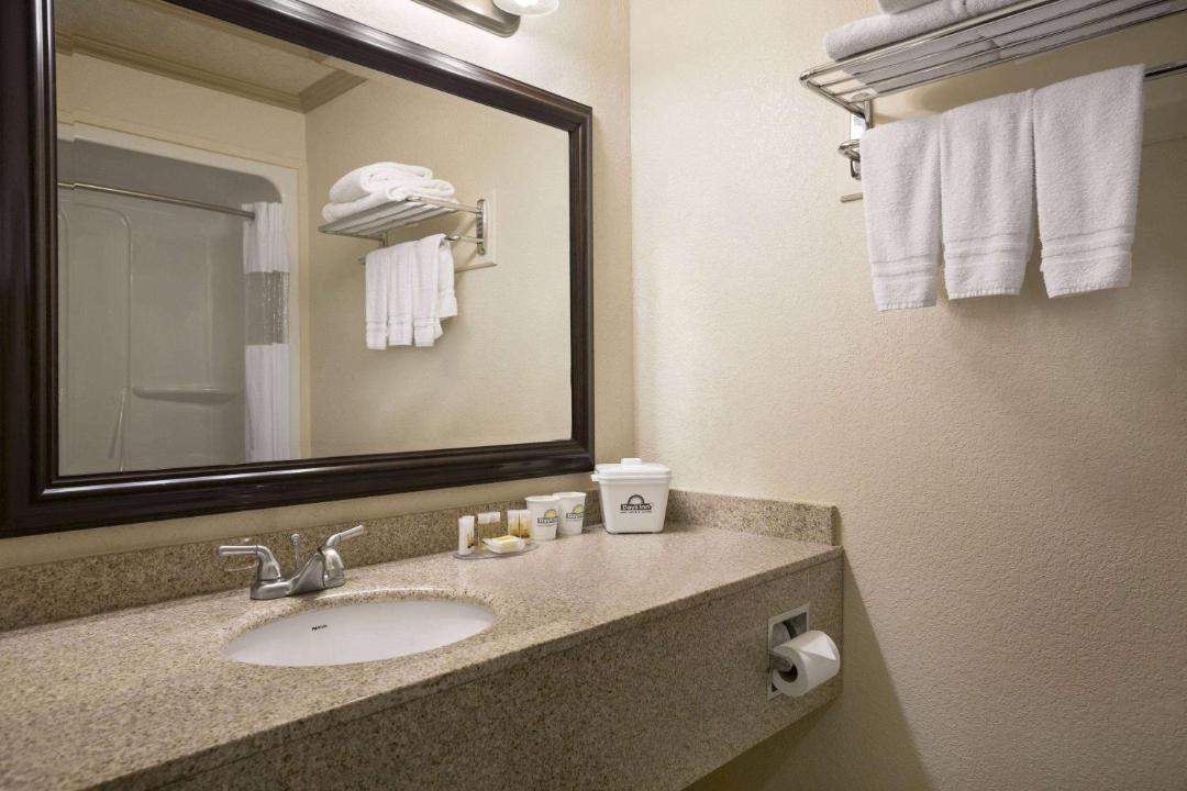 Photo of Bathroom in High Level