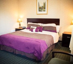 Langley Hwy Hotel 