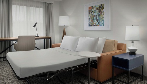 Suite, 1 Bedroom (Hearing Accessible)