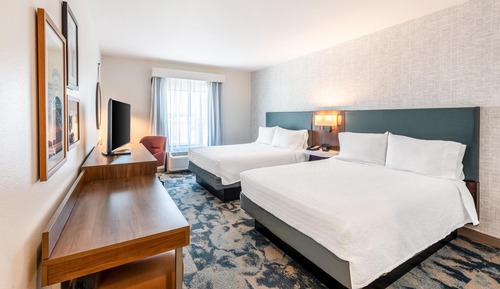 Room, 2 Queen Beds, Accessible (Roll-In Shower)