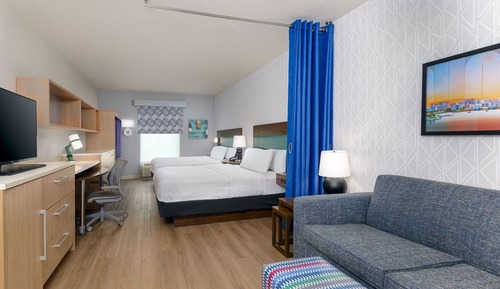 Studio, 2 Queen Beds, Accessible, Bathtub (Mobility & Hearing)