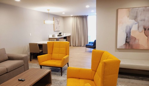 Suite, 2 Queen Beds, Non Smoking, Jetted Tub (Living Room;with Sofabed)