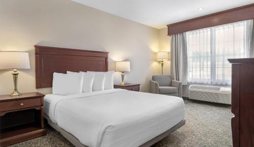 Double Room with Roll-in Shower - Disability Access/Non-Smoking