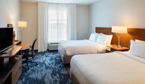 Studio with Two Queen Beds, Roll-In Shower and Sofa Bed - Mobility Access/Hearing Accessible