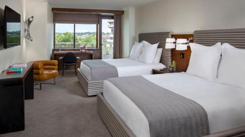 Deluxe Double with Balcony