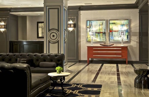 West End House | 3 Pet-Friendly Units, Pets Allowed, Near Kennedy Center for Performing Arts