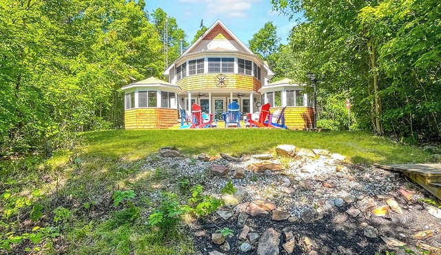 Big Rideau Lake Cottage | Hot tub | Kayaks | Dock